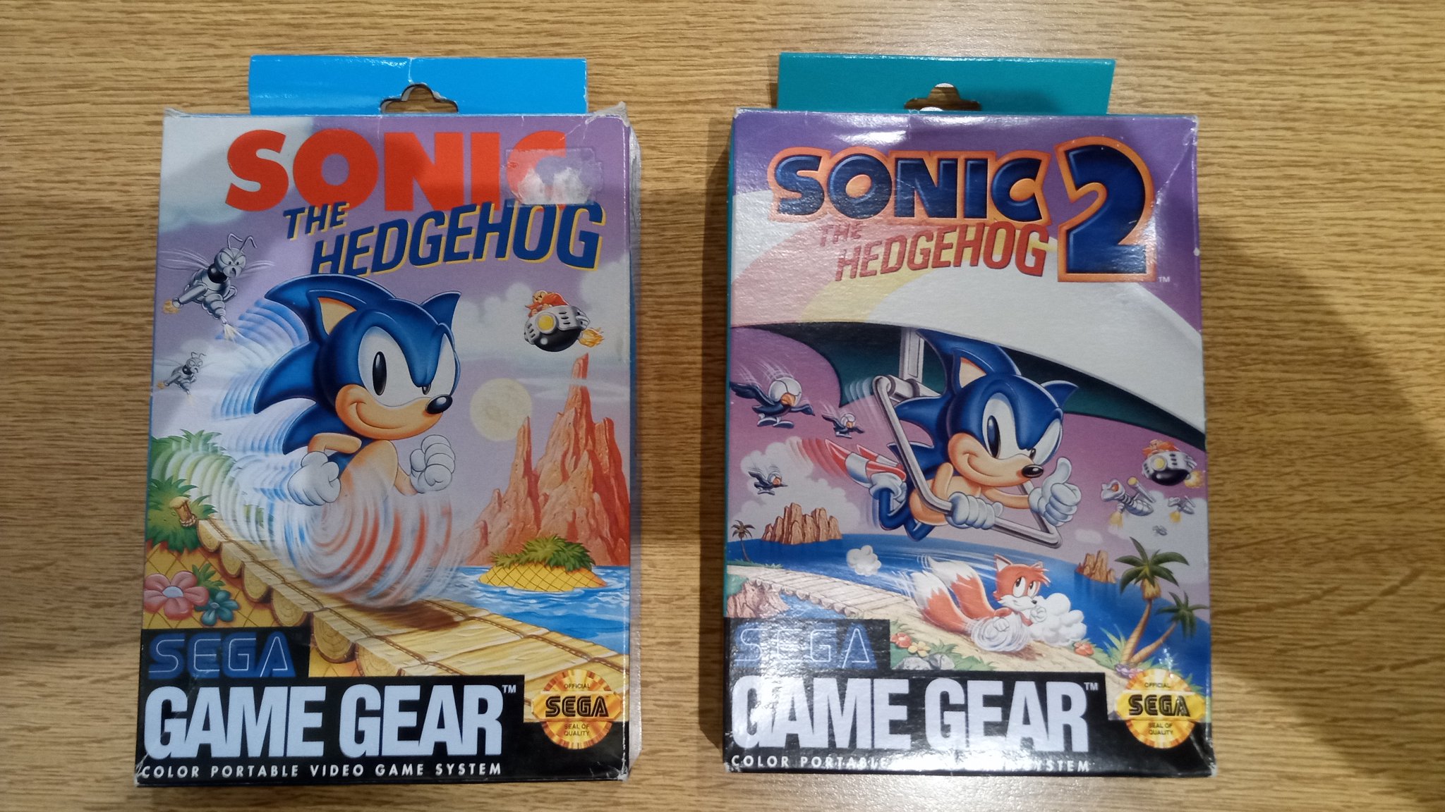 D.A. Garden on X: Recently picked up US copies of Sonic the Hedgehog 1 and  2 for the Sega Game Gear. Pretty good condition for their age, too.   / X