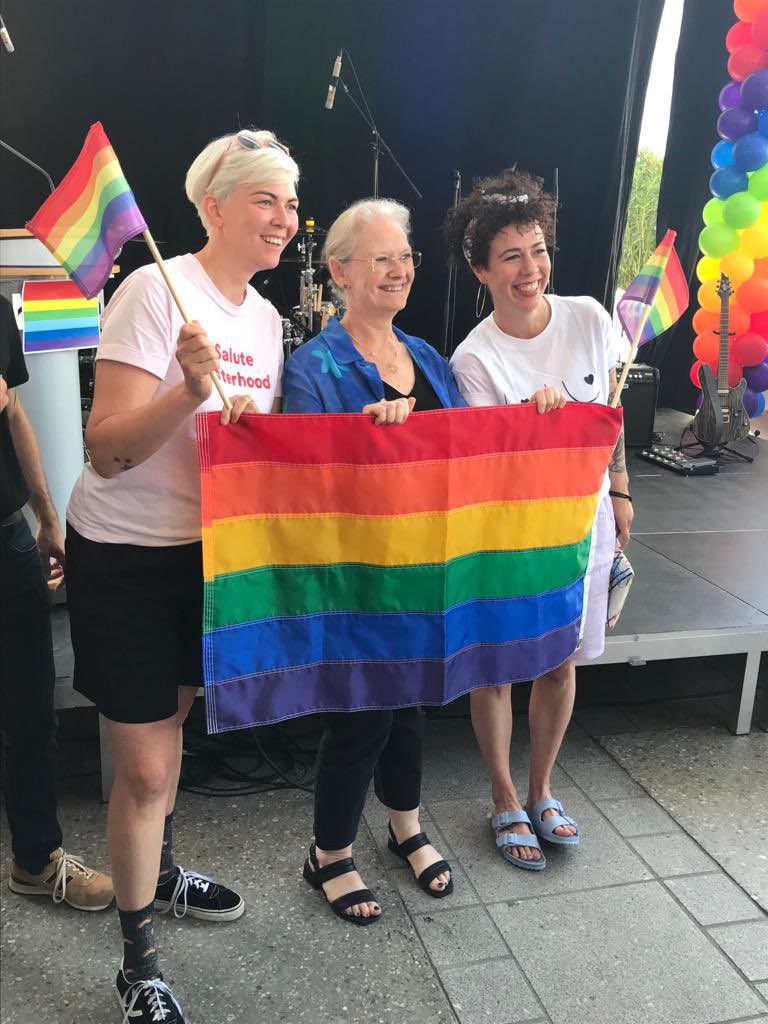 JaneOwenCayman's tweet photo. Celebrating the progress we are all making in securing equal rights for everyone to be themselves and free to love whom they want. Thank you #FLay https://t.co/UCqohy8Hh4