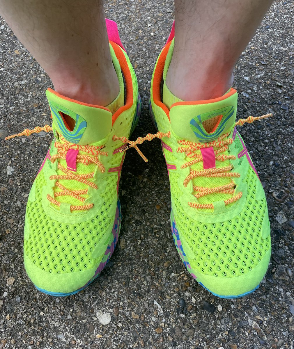 StoneyStone78's tweet photo. I wore a vest 😳 I apologise for those who had to witness It, was hot, ok! 🥵 ooo and new shoooes 🤪🤣😂#physicalhealthformentalhealth #running #friendsmakelifebetter #runningbuddies https://t.co/h3bhwZHzwN