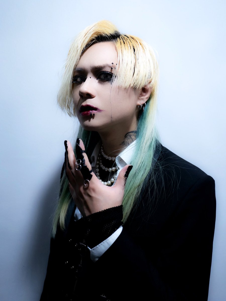 MadmansEsprit's tweet photo. Voice, everything
Kyuho https://t.co/POQdHXvP5H