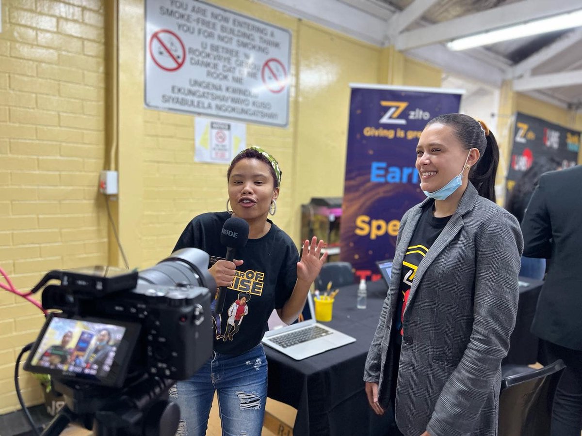 RLabs's tweet photo. Get yourself signed onto the Zlto rewards platform and benefit from their amazing products and services. Our @ZltoRewards team has got you covered!

#RLabs #MakingHOPEContagious #Zlto #OpenDay #RLabs2022 #CommunityOpportunity #MitchellsPlain #Westridge https://t.co/HAduZpd4no