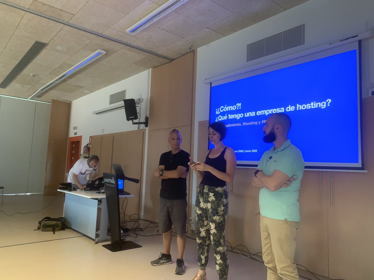 Una tarde productiva en la que aprendimos mucho con los amigos de <a href="/pambly_cloud/">Pambly - Cloud hosting</a> y con Antonio en Alhaurín of the Tower, muy bonita su historia como emprendedor