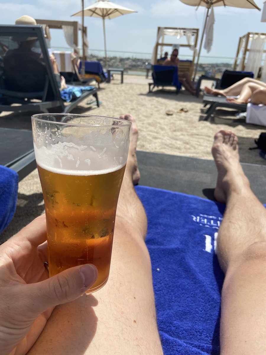 Great start to the weekend 🇵🇹🍻☀️😎
