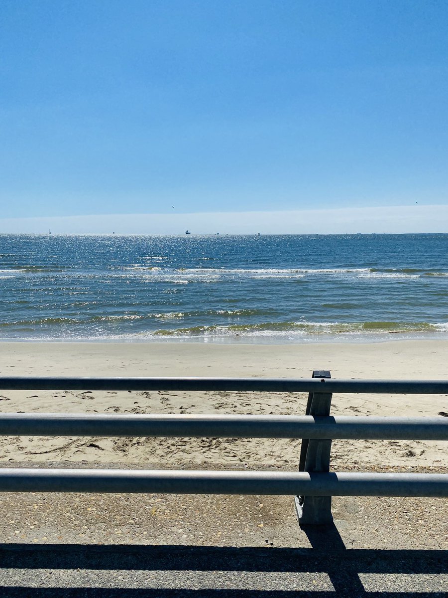 ZaddyMack's tweet photo. #ViewsFromWork https://t.co/lDkCCtnnuB