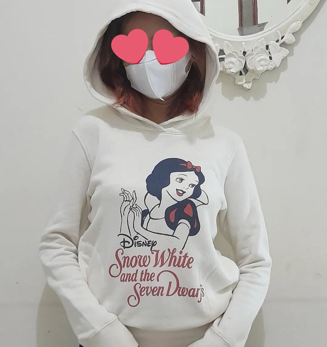 cleomepetrea's tweet photo. ❗️help RT❗️
This is my aunty's clothing business. Kalo mau liat koleksi lainnya boleh cek di instagram @.mjclothrift yaaa🤗 https://t.co/GCY0AZZtjv