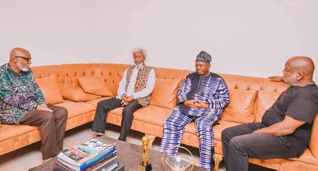 channelstv's tweet photo. PHOTOS: Soyinka Visits Akeredolu, Says Owo Attack A Message To South West
https://t.co/X2uZt0T33Y https://t.co/Ei2XYFzqJT