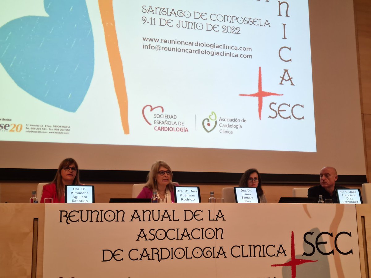 MarzoaRaquel's tweet photo. #Carclin22 📢📢 Arrancamos la última jornada de Reunión @clinica_sec con la MESA de VALVULOPATÍAS!!! @aguileraalmu @ahuelmos Dra. Laura Sanchís y y Dr. Francisco Díaz https://t.co/zSRnhaXa87