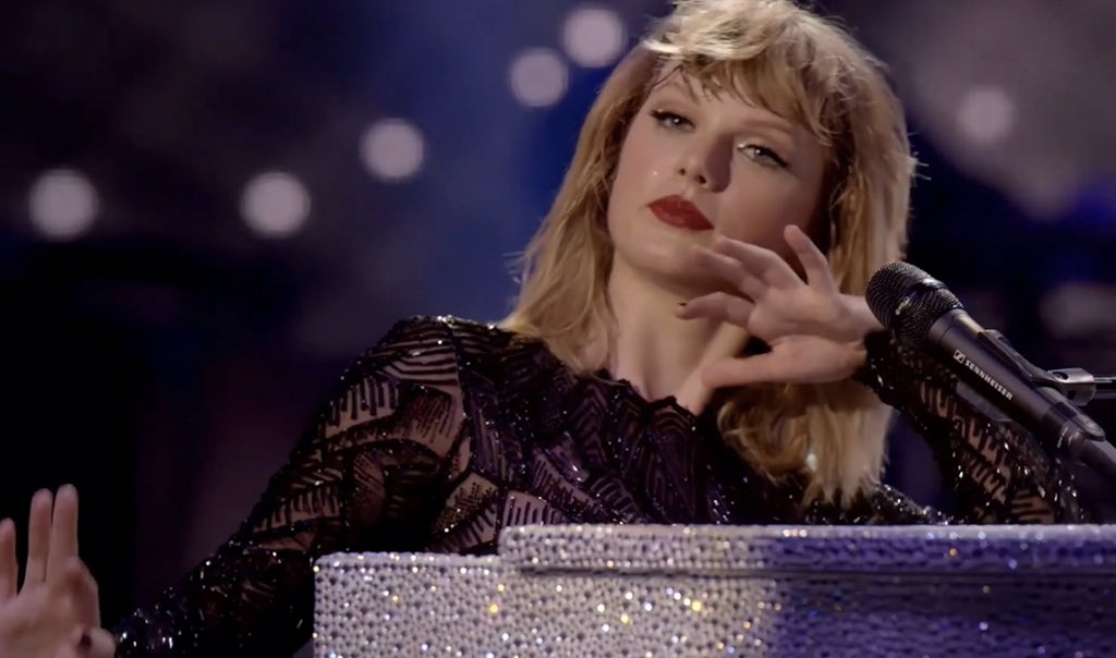 swiftsongour's tweet photo. Taylor Swift                   Taylor Swift 
singing All Too              singing All Too 
Well in 2014                   Well in 2017 https://t.co/RSFr0h0dwq