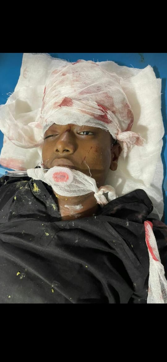 oma_salam's tweet photo. Massive gatherings happened across the country and concluded peacefully. In Ranchi, police failed to prevent provocations from Hindutva fanatics and opened fire on unarmed crowd. Condemn the brutal killings of Sahil and Muddasir(16). Demand action against responsible officers. https://t.co/e8etPBJKm4