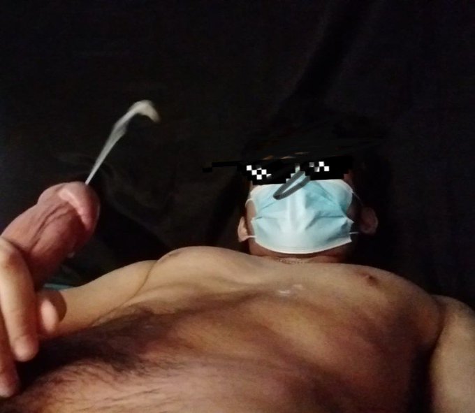 ayowwwn may bagong vid na naman ulit bukas, tumalsik pa sa mukha e haha https://t.co/vMhDOBgSCD<a href="/tag/jakol"class="tags"><span>#jakol</span></a><a href="/tag/jakolerongpinoy"class="tags"><span>#jakolerongpinoy</span></a>