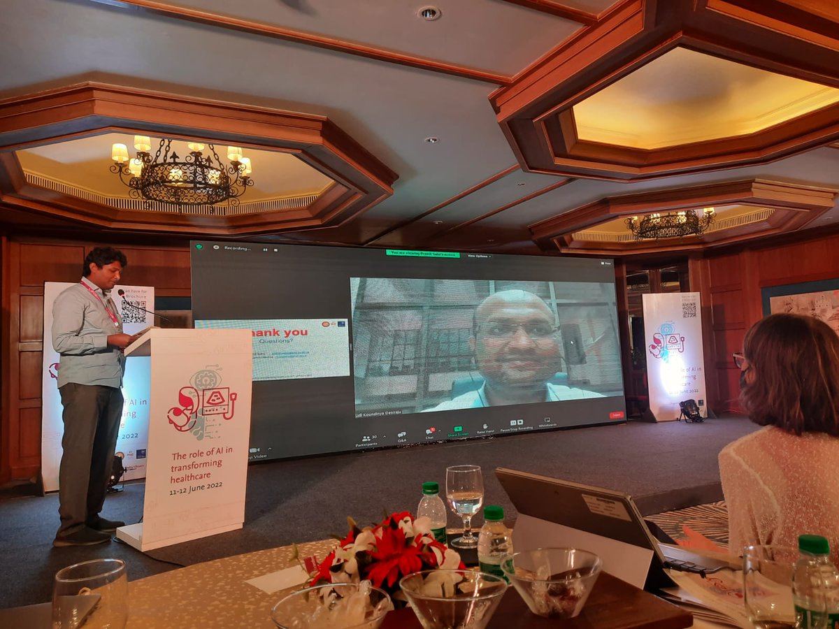 Garbhinicohort's tweet photo. Is it a cow or a car? @SheetDebdoot on using #Bayesrule to determine the decision boundary, explains Black-box models. Thanks to #Phaneendra K Yalavarthy for coordinating. #DecisionRule #Bayes #DL.Status of explainability of #AIalogorithms in healthcare. @koundy87 @THSTIFaridabad https://t.co/vaZEc5vLTO