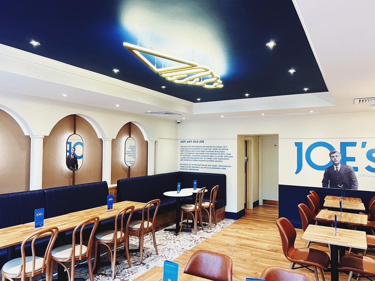 Printsauce's tweet photo. It’s the weekend! Sun is shinning(ish) perfect excuse for an ice cream! @JoesIceCream in Swansea is where it’s at! Check out the rather handsome interior, and custom illuminated pendant that we made and installed! #signmakers #interiordisplays #interiorbranding #bespokesignage https://t.co/3GQSTT5gth
