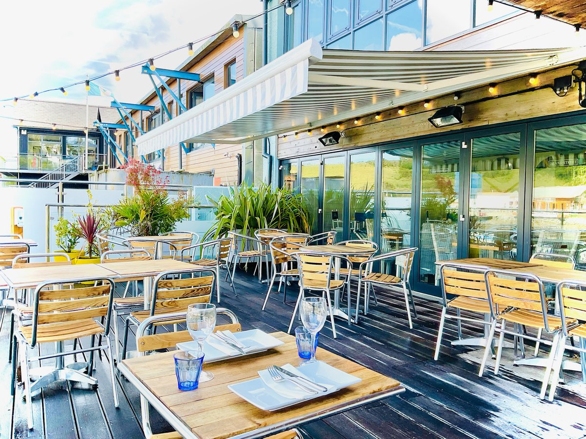 Island Street Waterfront Dine and Wine tweet media