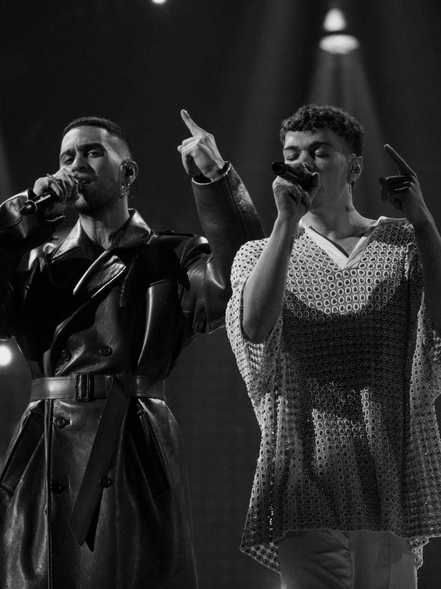 EurovisionSimu's tweet photo. Eurovisión: 12° 
Pais: Italia 🇮🇹
Canción: Brividi - Blanco y Mahmood
Porcentaje: 29'44%
Rivales: Snap (Desempate) https://t.co/gVpJ670sgm