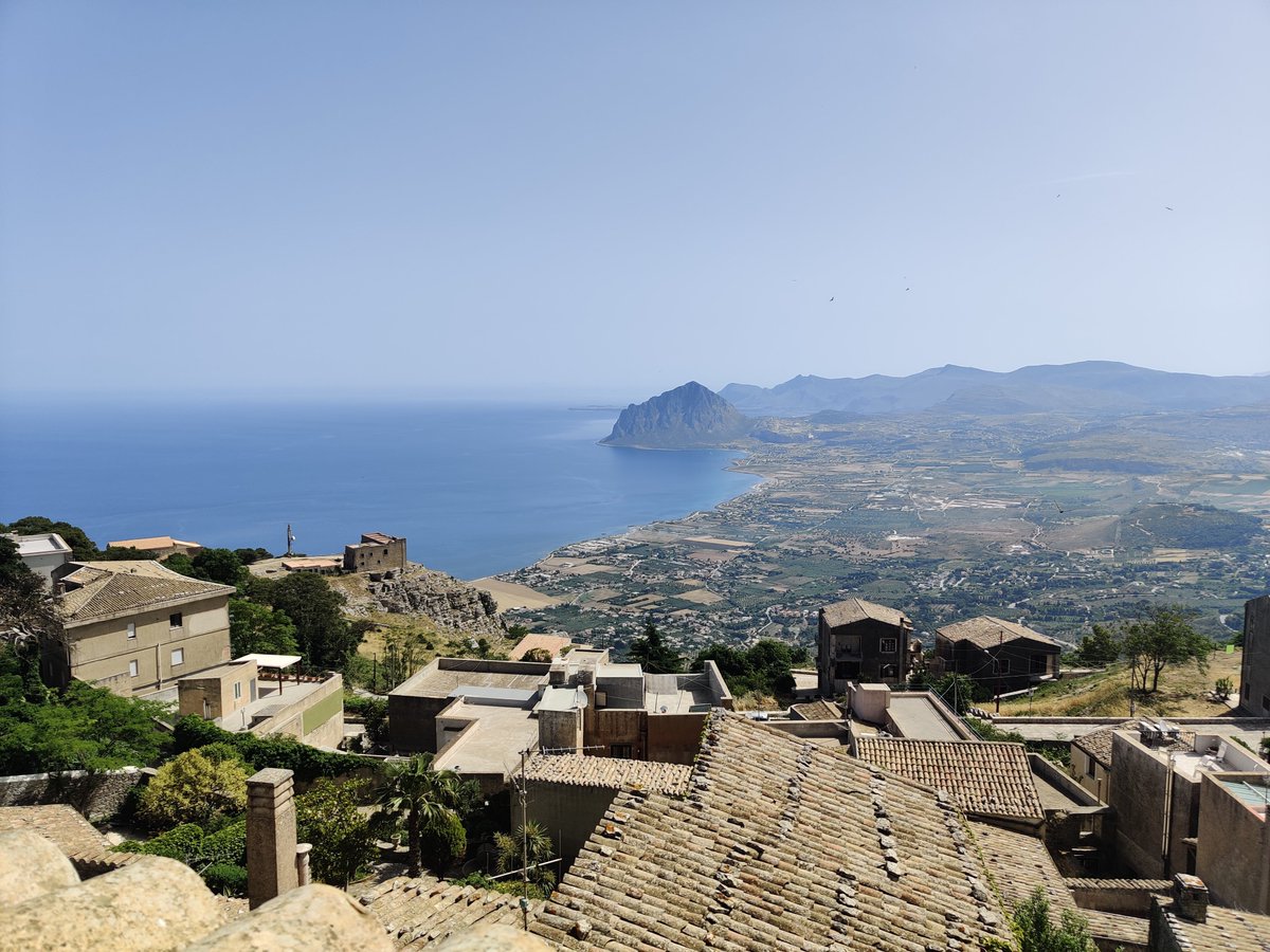 Sadly all comes to an end.... What a great week at the Int. School of Crystallography in Erice. Lots of amazing science, food and people but totally scattered now 😅 #Erice2022