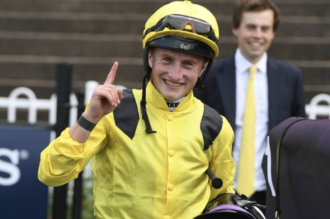 racingblogger's tweet image. 💷 If TOM MARQUAND rides a double at Sandown I'll give £100 CASH to one of you lucky people!

To Enter: 👇

1️⃣ RT this Tweet
2️⃣ Follow @racingblogger

📸 instagram.com/racingblogger/

#giveaway #win #horses 💫