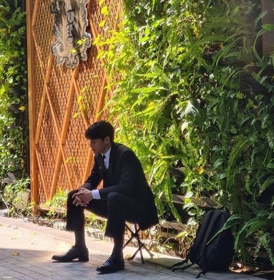greenyrosecolle's tweet photo. ครับก็...เฮ้ออออเครียดว่ะใจนึงก็อยากดูแต่อีกใจก็ไม่อยากดูกลัวใจจังเลยกลัวตับพัง #KinnPorscheTheseries https://t.co/bcvjBbcg8M