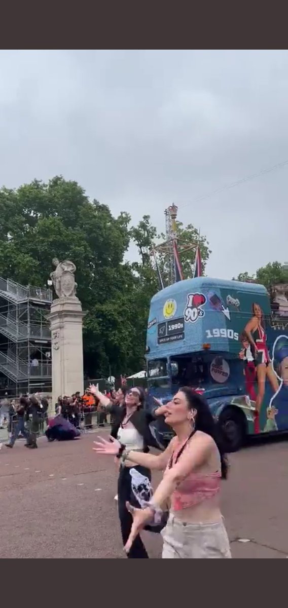 TheRealFiKeady's tweet photo. A week on from taking part in this amazing experience with the best people 🥰 #PlatinumJubileePageant https://t.co/SSs1WTPpxK