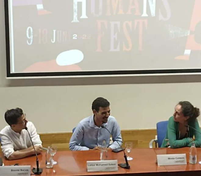 EFA_Rasd's tweet photo. 📍👇🔝Aquí os dejamo fotos 📷de las proyecciones de nuestros cortos + Una mesa redonda sobre la situación actual de los campamentos de los refugiados saharauis🇪🇭 en festival #HumansFest
#SaharaLibre
#EFA
#CineSaharawi
@FiSahara @HumansFest @nomadshrc https://t.co/XE9CcnS7fX