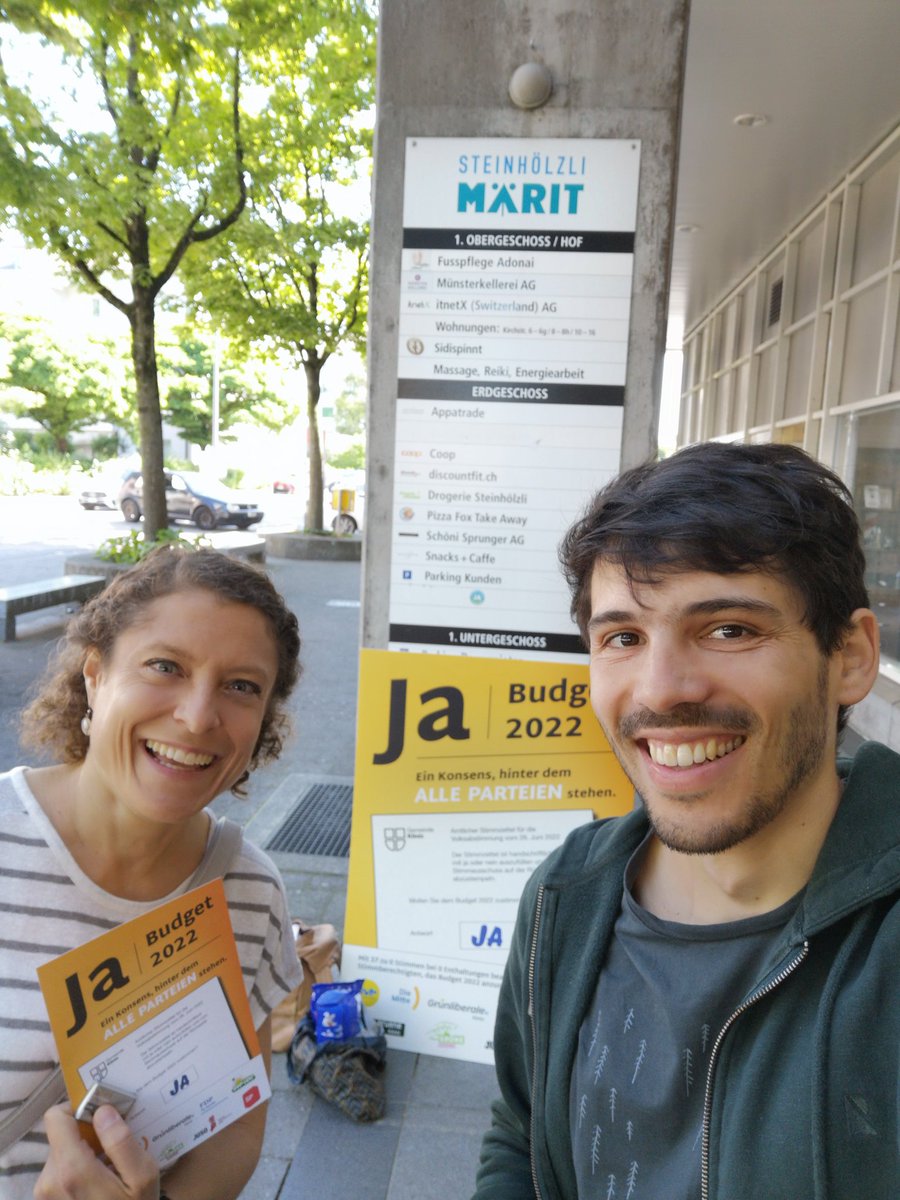 Heute sind in der ganzen Gemeinde und von allen Parteien Leute im Einsatz für ein Ja zum Budget 2022!
<a href="/FabienneMartiL/">Fabienne Marti</a>
<a href="/GrueneKoeniz/">Grüne Köniz</a> <a href="/SPKoeniz/">SP Köniz</a> <a href="/glpKoeniz/">Grünliberale Köniz</a> <a href="/FDPKoeniz/">FDP Köniz</a> #svpKöniz #DieMitteKöniz #EvpKöniz