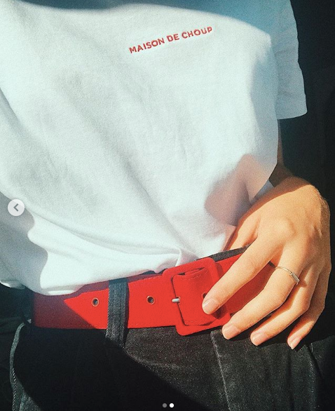 maisondechoup's tweet photo. @stylewithmaddi wearing her Red Embroidered Logo tee in the sun! 🌞 What MDC product do you wear in the sun? ☀️ https://t.co/6CdQylTY8k
