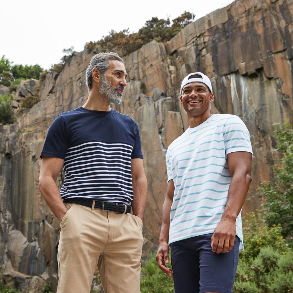 FrontRowandCo's tweet photo. You can never have too many stripes! Breton or fashion tee- which is your favourite?
#FR135 #FR136 #stripes #tees #summerstyle #longlasting #frontrowandco #henburybrands https://t.co/lR197ThyyW