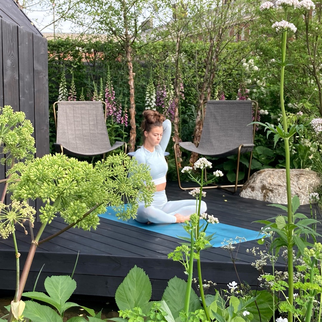 We asked designers for their predictions after seeing what was on display at The Chelsea Flower Show - don't miss the latest garden trends in #WomansWay out now 🌺 #flowers #garden #newissue