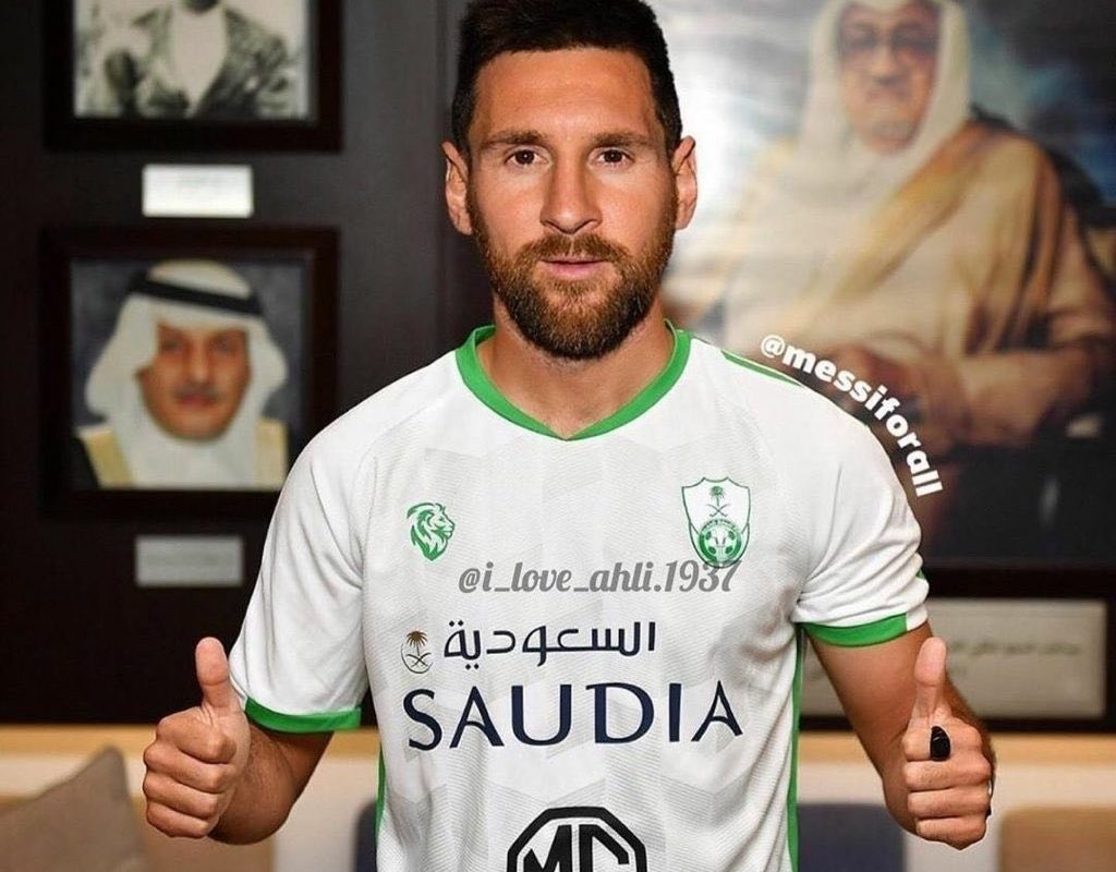 #الاتحاد
للأسف بدأ موسم المصدرجية 💔

🚨🚨🚨🚨🚨🚨🚨🚨🚨🚨🚨
بتشوفون هذه 👆🏼 الأيام الجاية كثير وكلها كذب بنسبة 95٪ 
#الدوري_السعودي