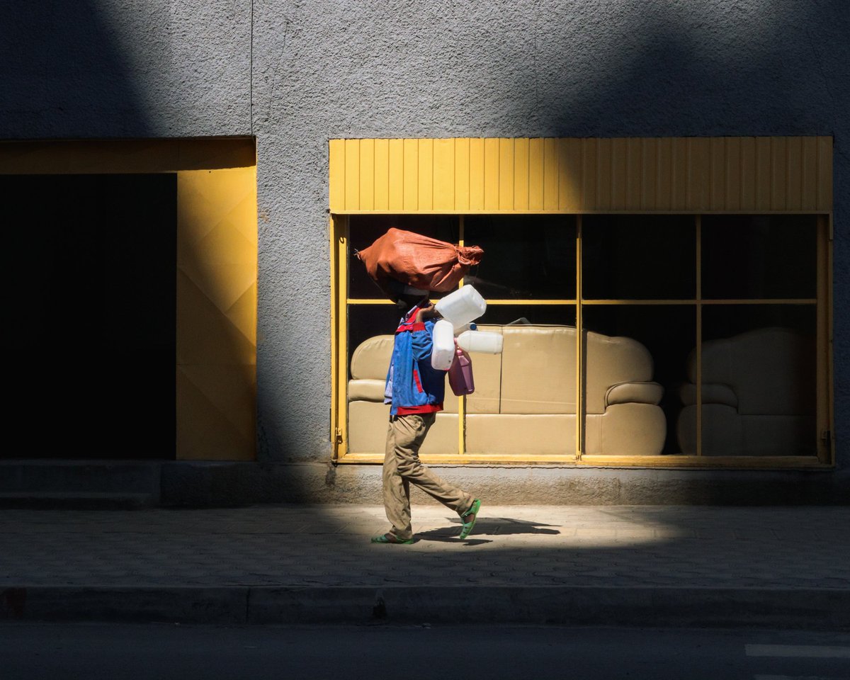 Addis Ababa.

#Ethiopia #streetofaddis 
#streetphotography
