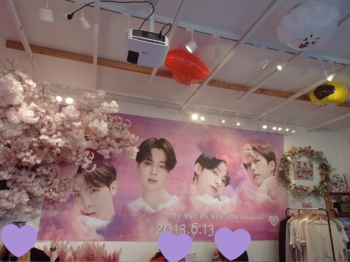vcutesmile's tweet photo. 💜💜���� #BTS9thAnniversary https://t.co/DuyOMR77uu