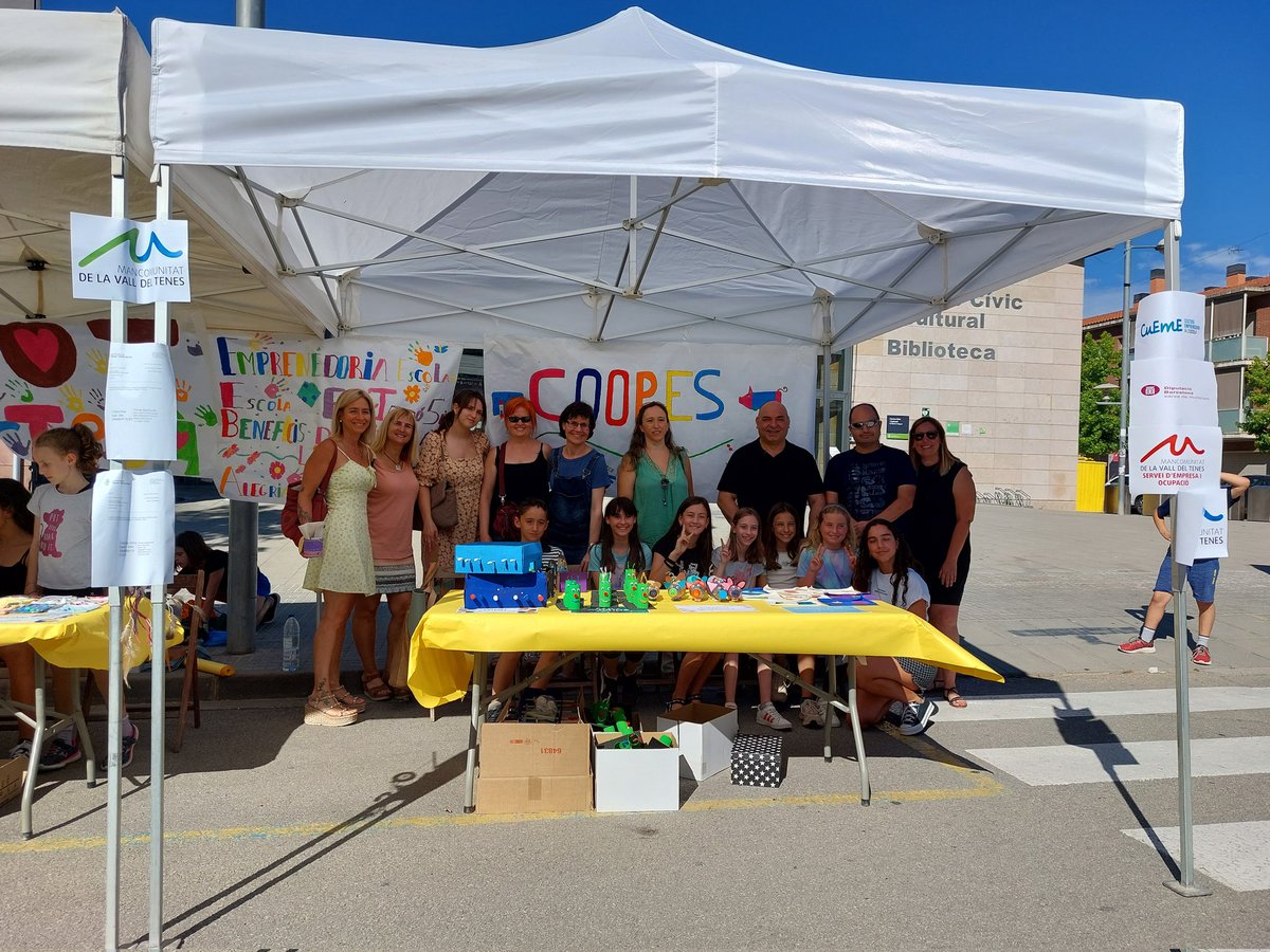 Escola El Turó tweet media