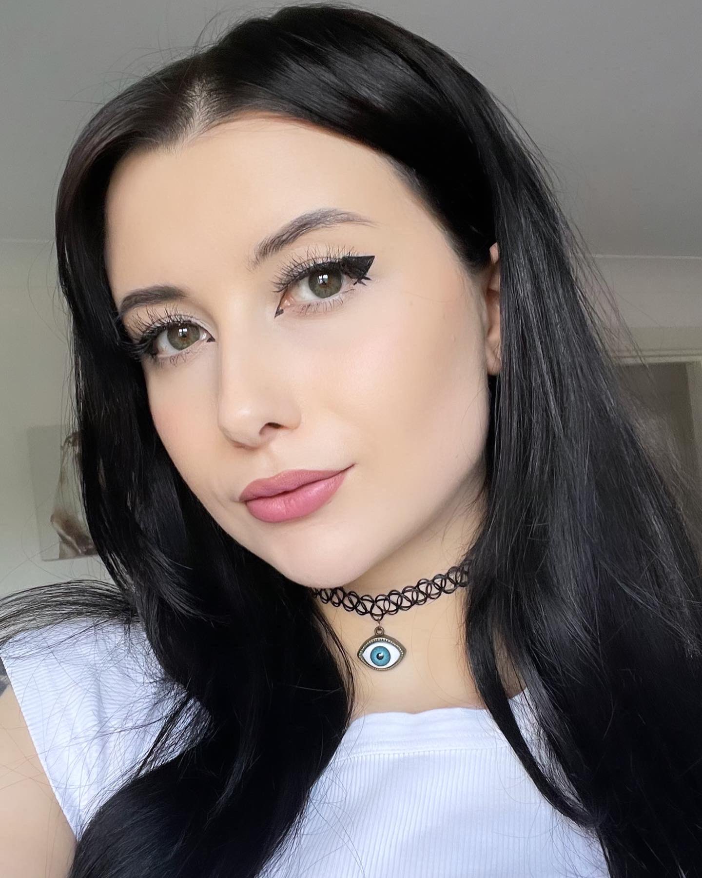 TW Pornstars - 1 pic. Ruby Hexx. Twitter. Would you ask me out? 😇. 9:25 AM - 11 Jun 2022