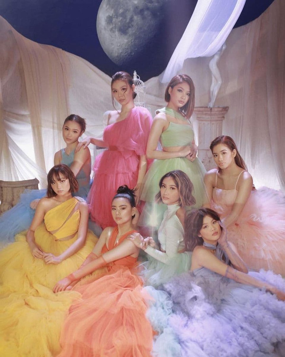_forbini_'s tweet photo. happy 1st anniversary our 8ever, @bini_members 🫶🏻🌸 sobrang proud kaming mga blooms sa lahat ng achievements niyo the past year. andito lang kami nakasuporta palagi. mahal na mahal ko kayo 🫰🏻 8 hanggang dulo~

HAPPY B1NIVERSARY
#BINIFirstAnniversary 
#BINI @BINI_ph https://t.co/vgDMpkjjrA