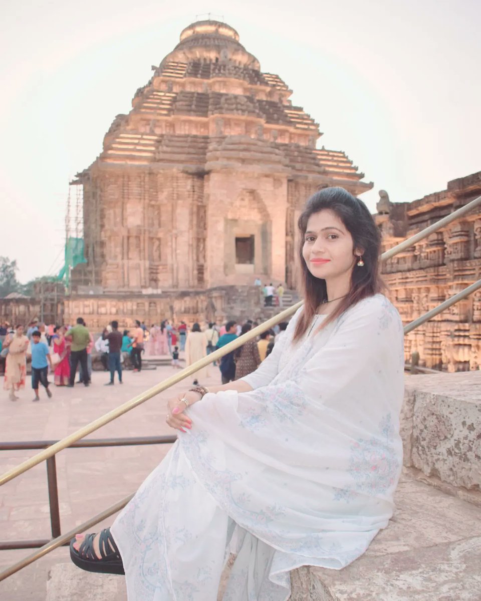 gaurimishragm's tweet image. सूर्य देव को समर्पित,भारतीय सांस्कृतिक विरासत “कोणार्क सूर्य मंदिर”
उड़ीसा(पूरी)
#Uniting_Hindus_Globally