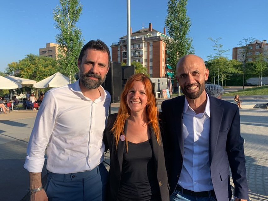 L’alcaldessa <a href="/bertran_marta/">Marta Bertran Ramon</a> i tot l’equip d’ <a href="/ERC_Llicadevall/">ERC Lliçà de Vall</a> donem suport al <a href="/JordiSeguer/">Jordi Seguer Romero #AraMomentdeCanvi</a> com a candidat a les municipals de #Parets d’ <a href="/ERCParets/">ARA Parets Pel Canvi - ERC</a> !

#municipals2023 #mésfortspertornarhi #lliçàdevall #parets