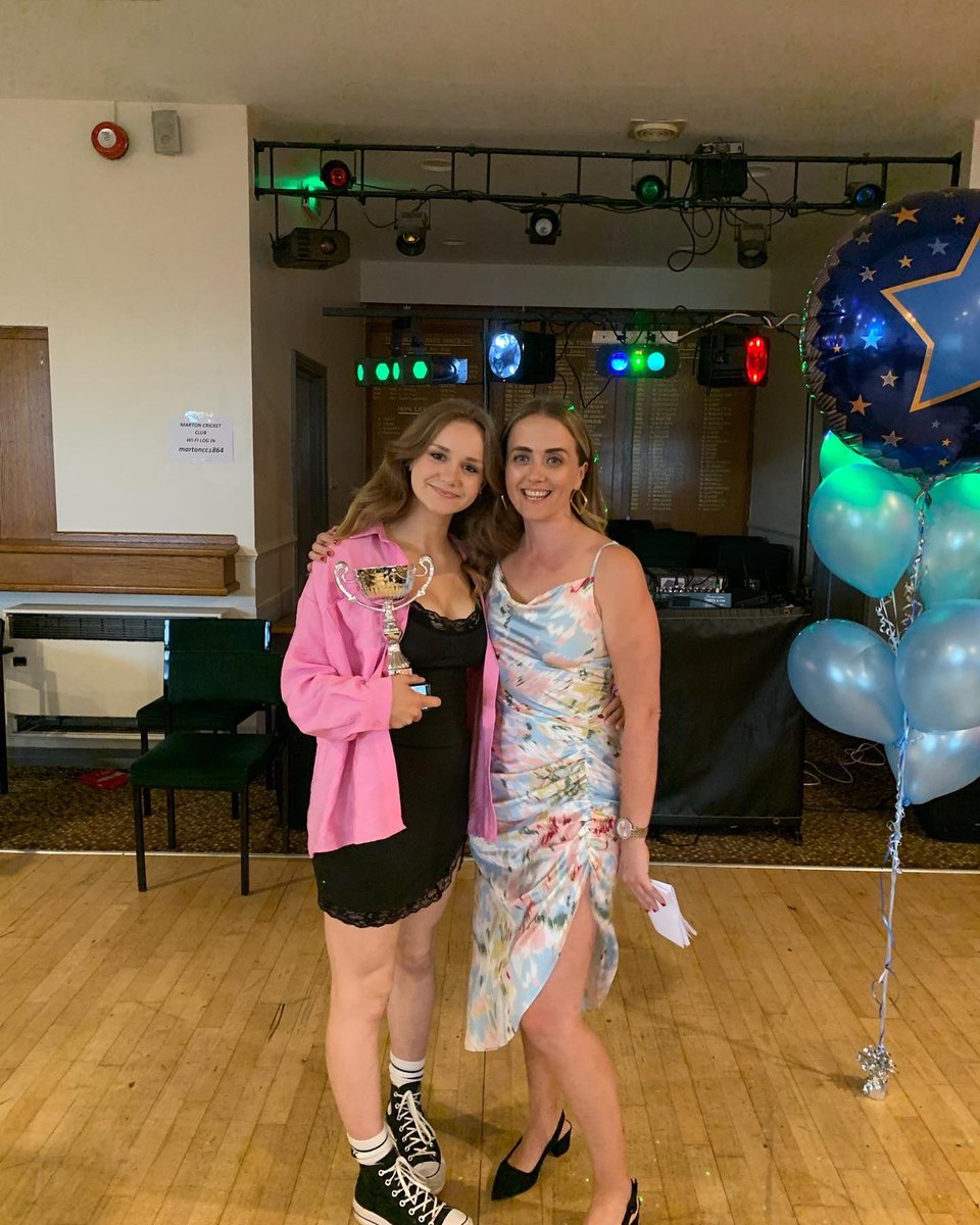 Some of our lovely award winners from A&amp;B teams 💙💛