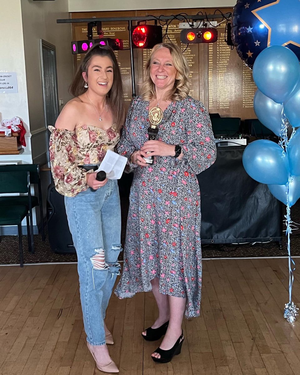 Some more of our lovely award winners from C- E teams 💙💛