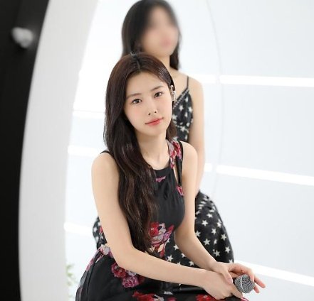 hyewon pics ❄️ tweet media