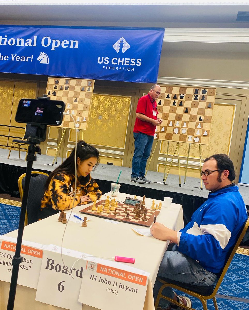 chessdotlive's tweet photo. @chess_vegas @chess_vegas bits of the day! #LasVegas  #chesslife  #broadcastyourgames https://t.co/OqX3JBGfcX