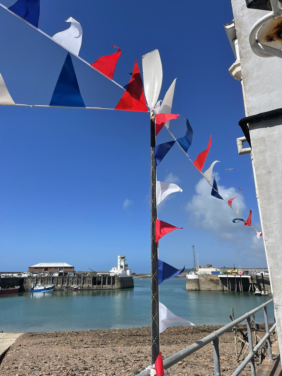 official_jrc_'s tweet photo. The club is all ready for our fun day of activities with the @jerseyboatshow https://t.co/57yyT0k4RJ