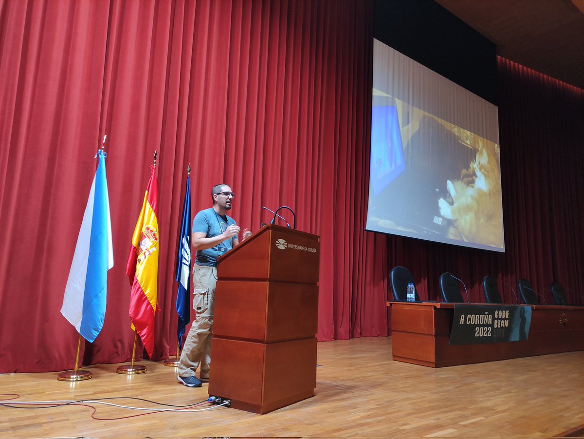 lauramcastro's tweet photo. Non hai palabras para expresar o privilexio que estamos a vivir na #CodeBEAMCorunha22 🤓😱🤯🥰

#onboarding #traballoremoto #historiadacomputacion #livecodingelixir

/cc @elbrujohalcon @tpdeoro @warianoguerra @AnayeliMalvaez @CodeBEAMCorunha

#weBEAMtogether
#myElixirStatus https://t.co/Os930jlof4