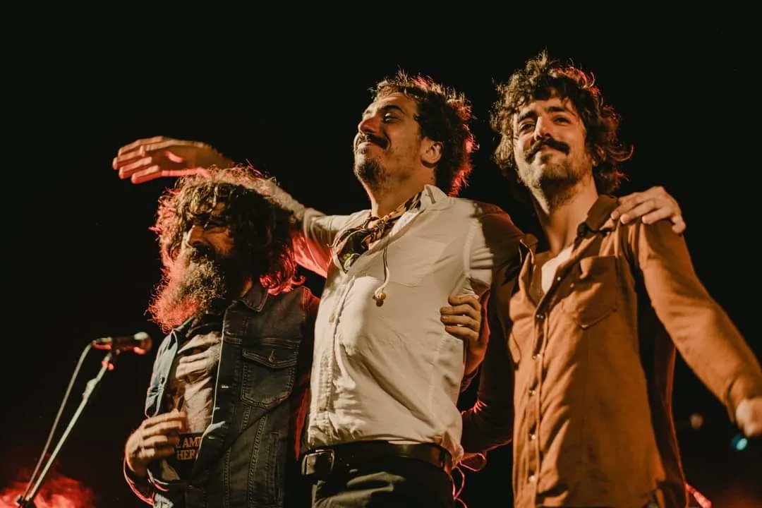 DigitalNomadF's tweet photo. ✨ Algunos de los momentos del gran concierto que nos regaló @angelstanich sobre el escenario de Tednomad Tenerife Digital Nomad Fest ✨
#digitalnomadfest
#tednomad
#tenerifedigitalnomadfest
#remotelyyours https://t.co/YAhyt2jXOj