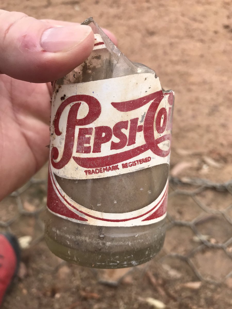 AndrewKFulton's tweet image. I try to collect a bag of garbage every time I go up Lion’s Head. Equal parts rewarding and enraging. Pretty sure this has been on the mountain since Apartheid.