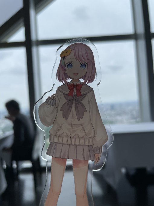 どばとちゃんと高層ビル来た 