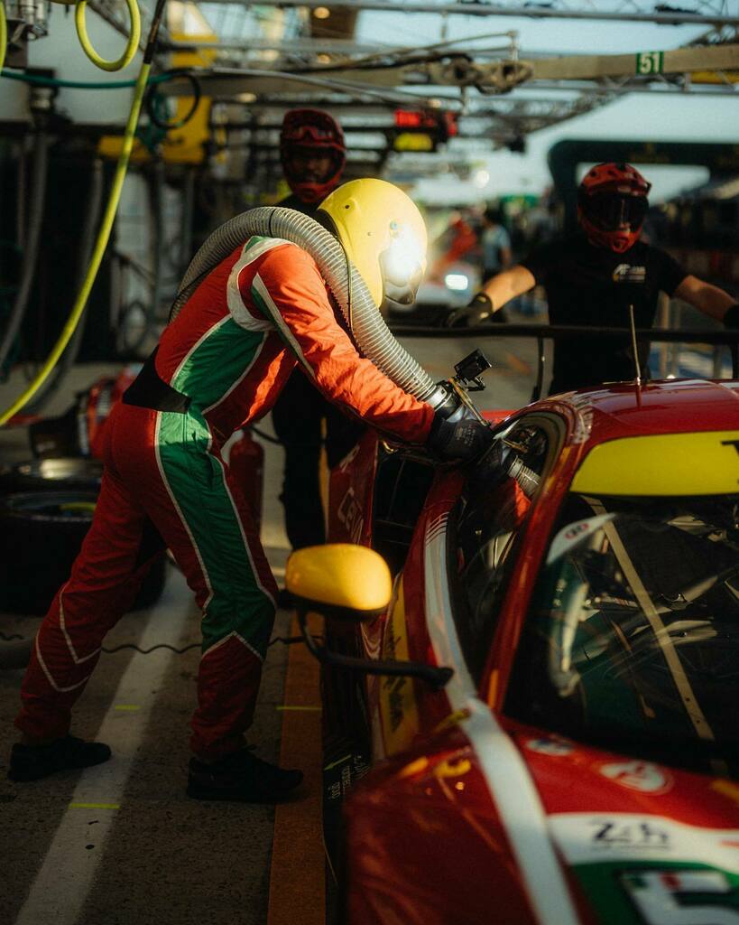 Bonjour Le Mans🥖🇫🇷!

•
•
•
•
•
#lemans #24hlemans #lemans24h #nitro #ferrari #leicaq #leicacamera #leica #madeinwetzlar #leicacamerausa #supercar #supercars  #amazingcars247 #itswhitenoise #carswithoutlimits #hypercar #cars instagr.am/p/CeqUM5XsiYD/