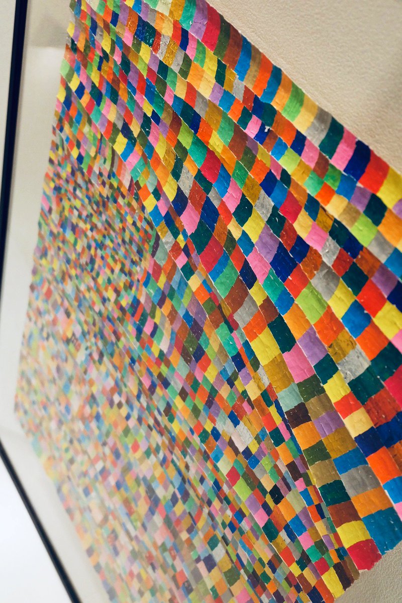 折り紙を使って約1年間かけて製作

＃アート好きな人と繋がりたい
＃絵描きさんと繋がりたい