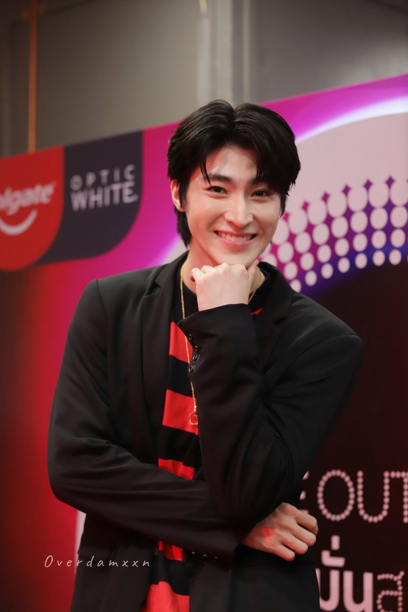 overdamxxn's tweet photo. หล่ออออออ
#ColgateTH
#OpticWhiteO2
#SmileOutLoud
#ยิ้มมั่นสวยมั่น
#ยิ้มมั่นสวยมั่นxBlue
#Bluepongtiwat https://t.co/7myQE8sHda