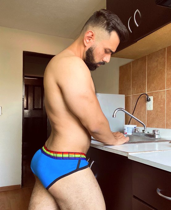 And even though that we made sweet love all night, sex for breakfast, feels so right 🤭 https://t.co/<a href="/tag/nuevafotodeperfil"class="tags"><span>#nuevafotodeperfil</span></a>