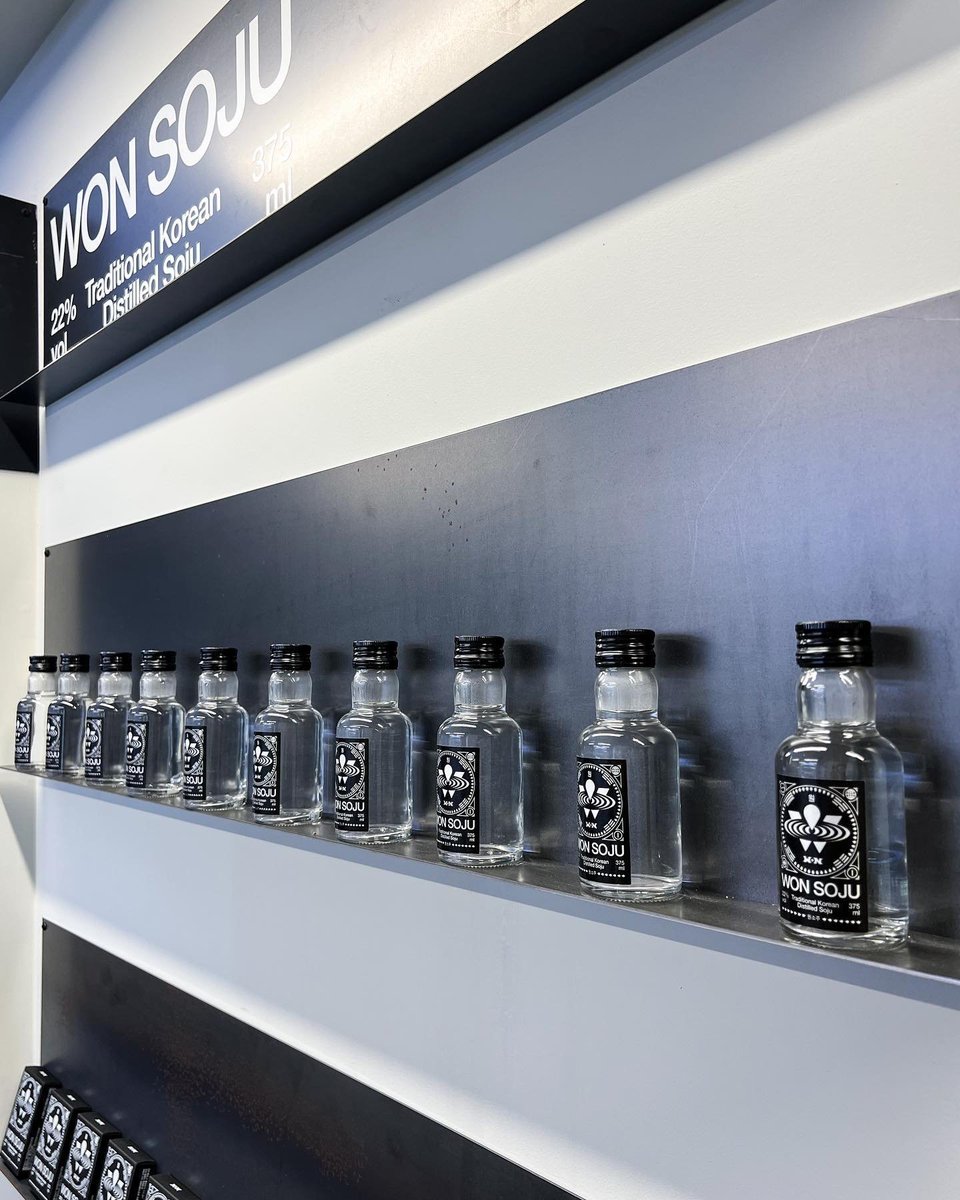 linlovesjay's tweet photo. The Wonsoju 3rd pop store in Busan will be starting tomorrow. Let's go 🥺😭
ғᴏʀ ᴛʜᴇ ᴘᴀsᴛ & ᴛᴏ ᴛʜᴇ ғᴜᴛᴜʀᴇ
#원소주 #미래를WON하여
#WONSOJU #WONVENIENCE https://t.co/WYAy3lLydF