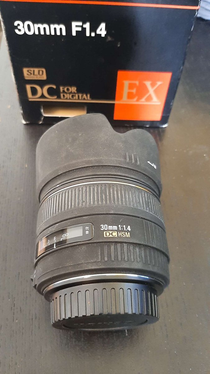 Habe ein Sigma 30mm 1.4 DC HSM Objektiv für Canon zu verkaufen. 250€ inkl. Versand. Jemand Interesse?